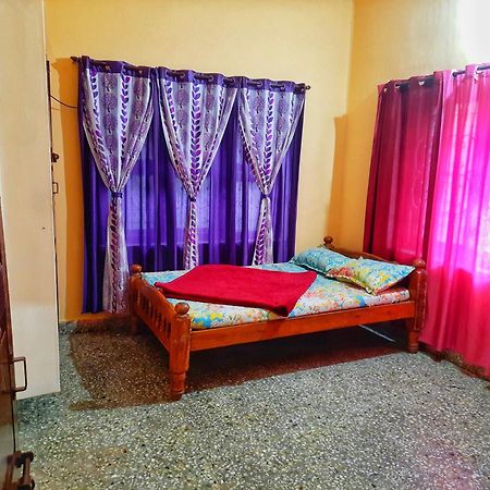 Royal Palm Homestay 马迪凯里 外观 照片