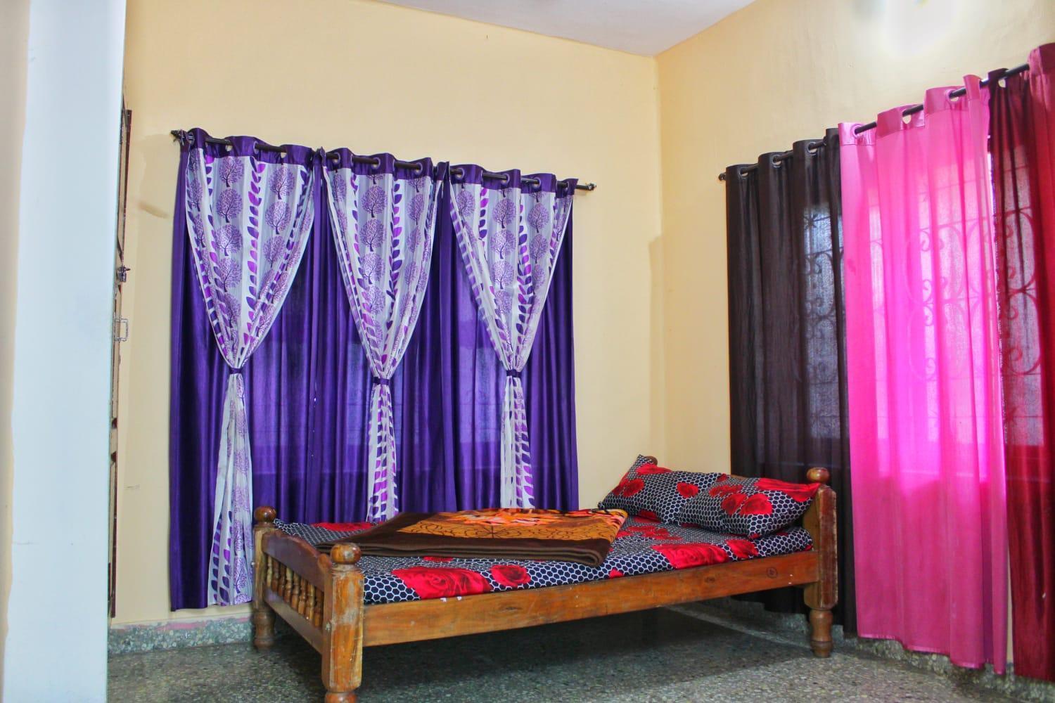 Royal Palm Homestay 马迪凯里 外观 照片