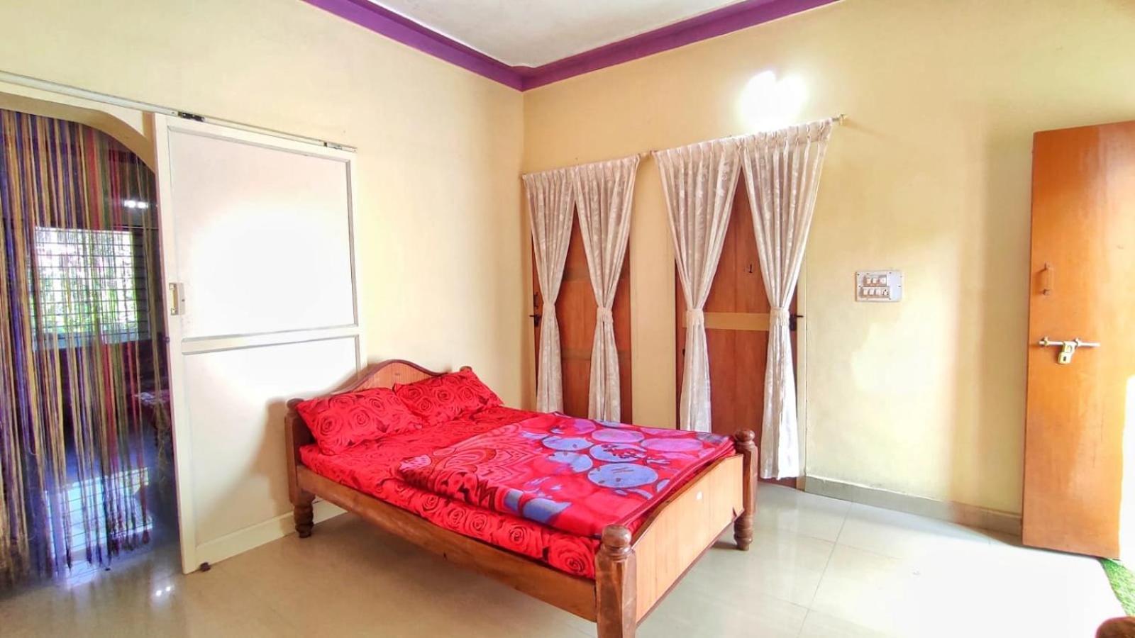 Royal Palm Homestay 马迪凯里 外观 照片